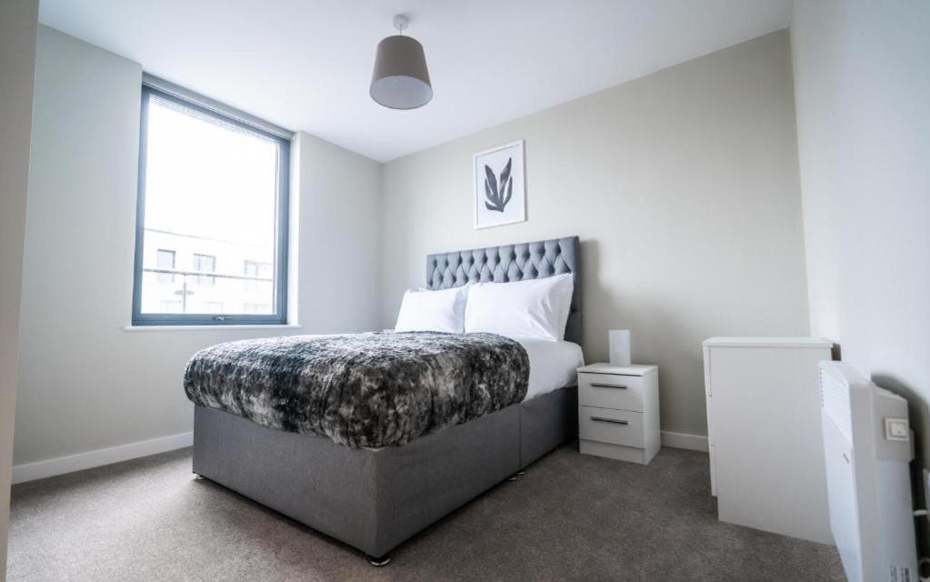 Adelphi Wharf Luxury Apartments 맨체스터 외부 사진