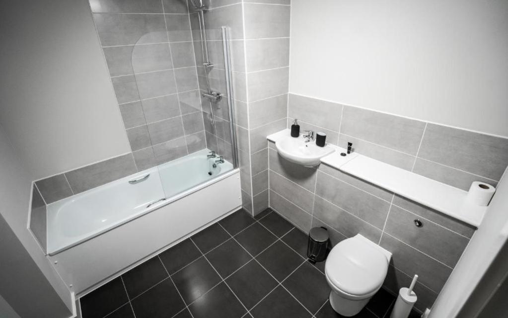Adelphi Wharf Luxury Apartments 맨체스터 외부 사진